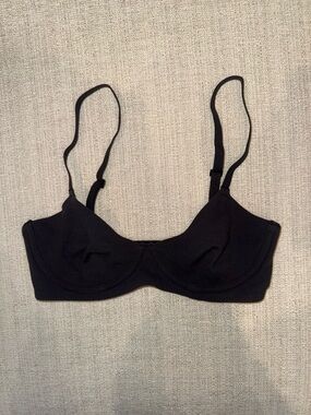 SKIMS Fits Everybody Unlined Demi Bra